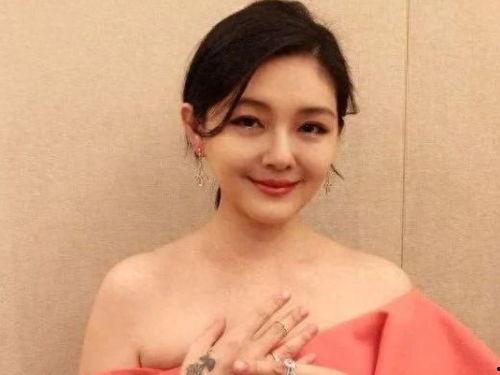 娱乐圈明星大s吃瓜汪小菲,娱乐圈的甜蜜瓜田