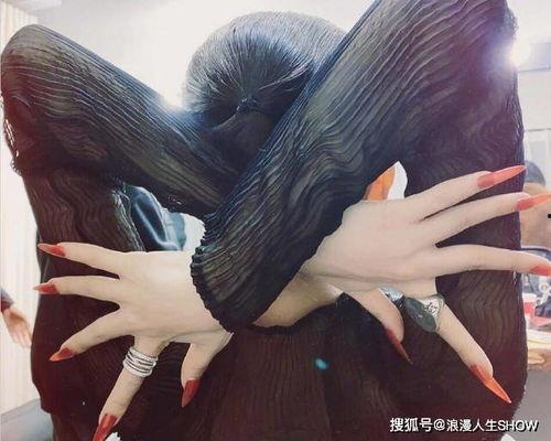 娱乐吃瓜辛芷蕾,娱乐圈的“吃瓜”女王，揭秘幕后故事