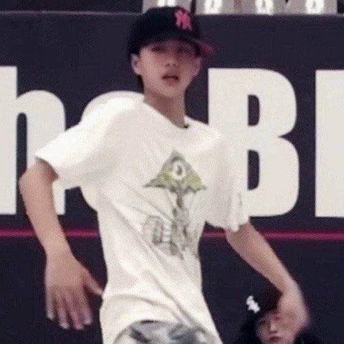 娱乐吃瓜头像男生