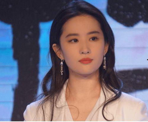 娱乐圈吃瓜刘亦菲微博,娱乐圈幕后故事大揭秘