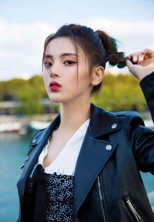 明星娱乐圈吃瓜博君一肖,娱乐圈的甜蜜瓜田，明星们的甜蜜互动揭秘