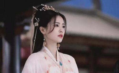 娱乐圈吃瓜爆料白鹿王鹤棣,甜蜜互动引粉丝热议