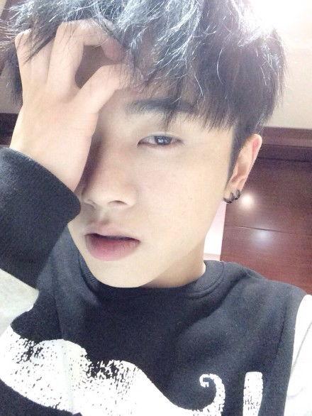 娱乐吃瓜网名大全男,揭秘那些个性鲜明的男星网名